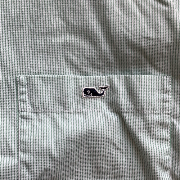 Vineyard Vines Button Down - Picture 2 of 3